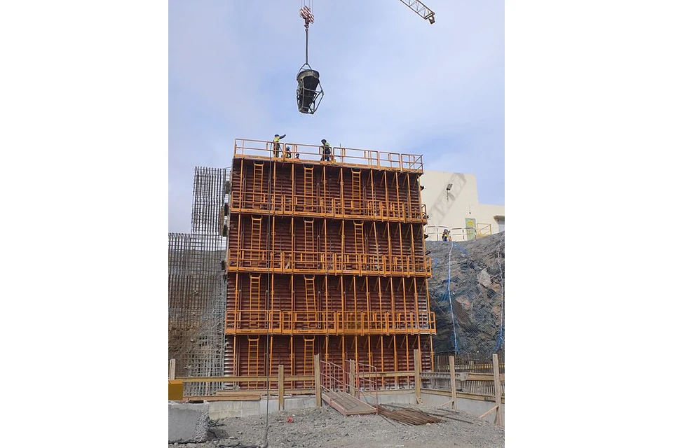 Formwork Walls — photo of a Outinord B8000