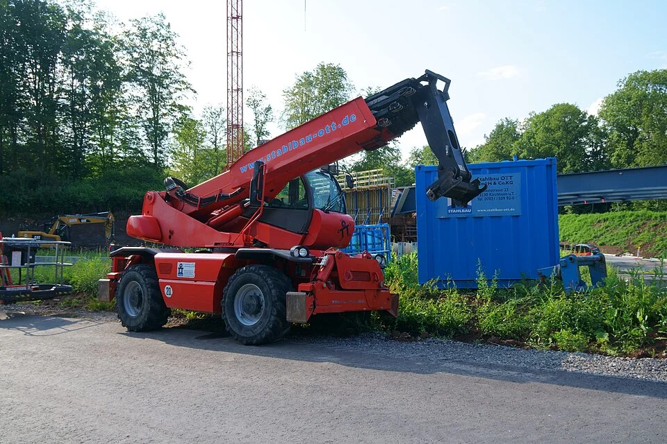 Rotating telehandler 21 m — photo of a Manitou MRT2150 Privilege