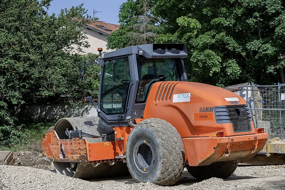 Single drum roller 15 t — photo of a HAMM 3516