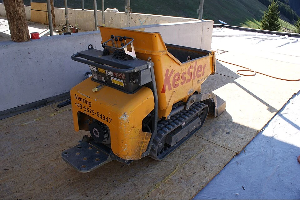 Tracked dumper 500 kg — photo of a Messersi TCH-10DY / MTP-02ASD