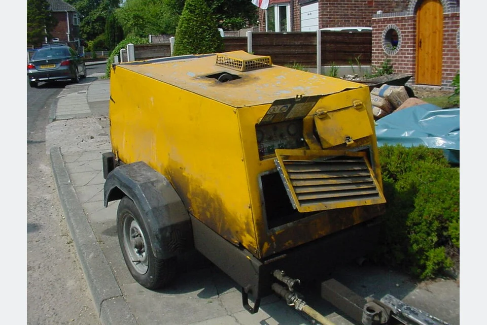 Air compressor, example machine