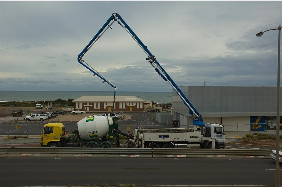 Concrete pump, example machine