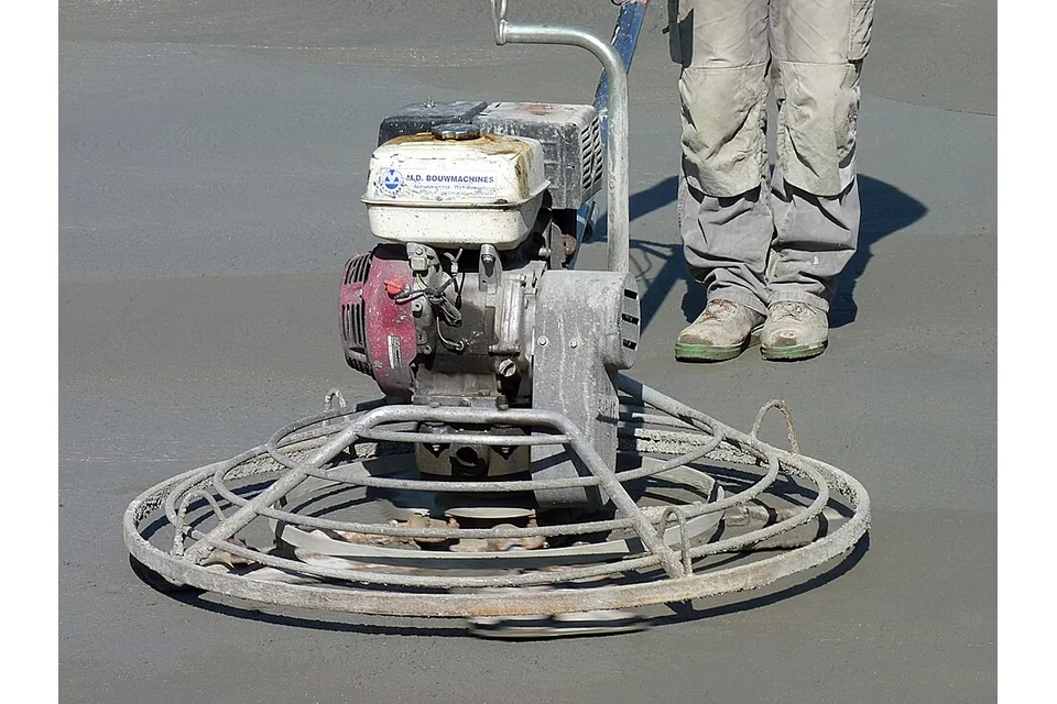 Power float (power trowel), example machine