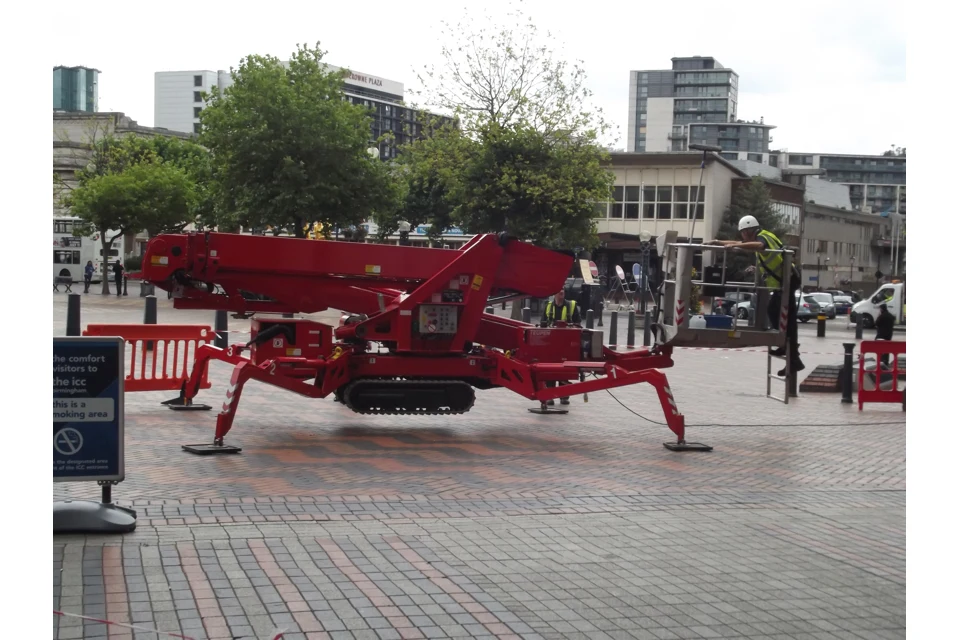 Spider lift, example machine