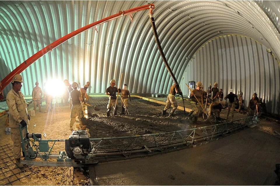 Vibrating screed, example machine