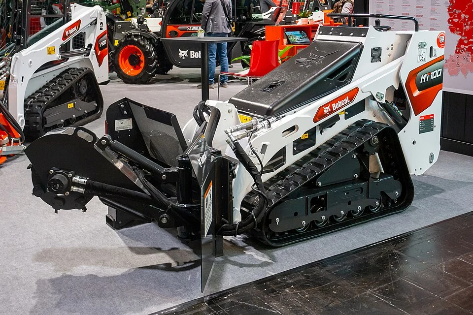 Walk-behind mini loader, example machine